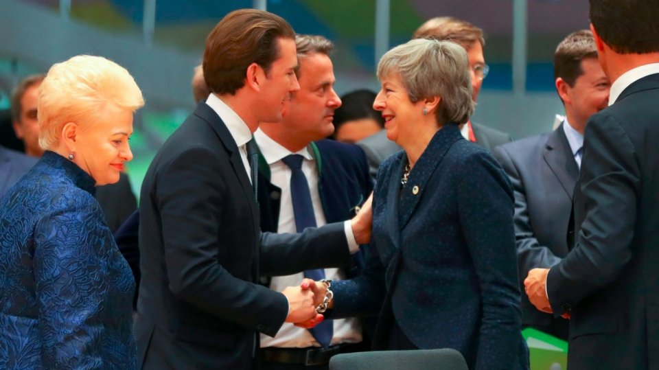 Sebastian Kurz a Theresa Mayová